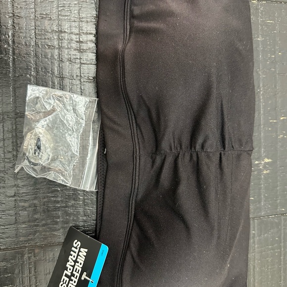 NWT MAIDENFORM BANDEAU (2) - Picture 2 of 5